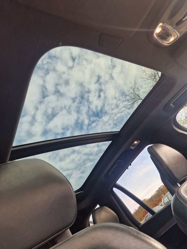 View our VOLVO XC90