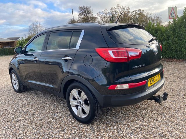 2013 KIA SPORTAGE 1.7 CRDi EcoDynamics 2 SUV 5dr Diesel Manual 2WD Euro 5 (s/s) (114 bhp) - Photo 7