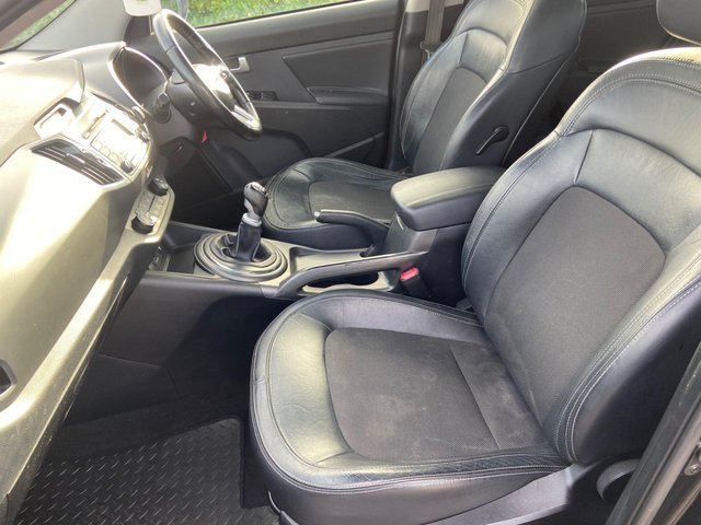 2013 KIA SPORTAGE 1.7 CRDi EcoDynamics 2 SUV 5dr Diesel Manual 2WD Euro 5 (s/s) (114 bhp) - Photo 12