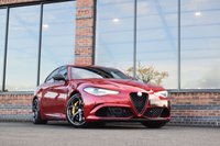 USED 2020 70 ALFA ROMEO GIULIA 2.9 V6 Bi-Turbo Quadrifoglio Saloon 4dr Petrol GPF Auto Euro 6 (s/s) (510 ps) 1 OWNER / H & K / CARBON V