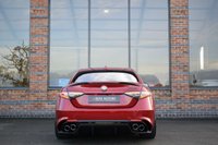 USED 2020 70 ALFA ROMEO GIULIA 2.9 V6 Bi-Turbo Quadrifoglio Saloon 4dr Petrol GPF Auto Euro 6 (s/s) (510 ps) 1 OWNER / H & K / CARBON V