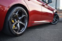 USED 2020 70 ALFA ROMEO GIULIA 2.9 V6 Bi-Turbo Quadrifoglio Saloon 4dr Petrol GPF Auto Euro 6 (s/s) (510 ps) 1 OWNER / H & K / CARBON V