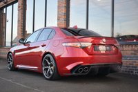USED 2020 70 ALFA ROMEO GIULIA 2.9 V6 Bi-Turbo Quadrifoglio Saloon 4dr Petrol GPF Auto Euro 6 (s/s) (510 ps) 1 OWNER / H & K / CARBON V