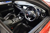 USED 2020 70 ALFA ROMEO GIULIA 2.9 V6 Bi-Turbo Quadrifoglio Saloon 4dr Petrol GPF Auto Euro 6 (s/s) (510 ps) 1 OWNER / H & K / CARBON V