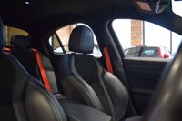 USED 2020 70 ALFA ROMEO GIULIA 2.9 V6 Bi-Turbo Quadrifoglio Saloon 4dr Petrol GPF Auto Euro 6 (s/s) (510 ps) 1 OWNER / H & K / CARBON V