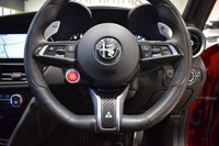 USED 2020 70 ALFA ROMEO GIULIA 2.9 V6 Bi-Turbo Quadrifoglio Saloon 4dr Petrol GPF Auto Euro 6 (s/s) (510 ps) 1 OWNER / H & K / CARBON V