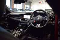 USED 2020 70 ALFA ROMEO GIULIA 2.9 V6 Bi-Turbo Quadrifoglio Saloon 4dr Petrol GPF Auto Euro 6 (s/s) (510 ps) 1 OWNER / H & K / CARBON V