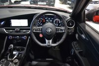 USED 2020 70 ALFA ROMEO GIULIA 2.9 V6 Bi-Turbo Quadrifoglio Saloon 4dr Petrol GPF Auto Euro 6 (s/s) (510 ps) 1 OWNER / H & K / CARBON V