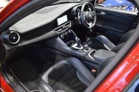USED 2020 70 ALFA ROMEO GIULIA 2.9 V6 Bi-Turbo Quadrifoglio Saloon 4dr Petrol GPF Auto Euro 6 (s/s) (510 ps) 1 OWNER / H & K / CARBON V