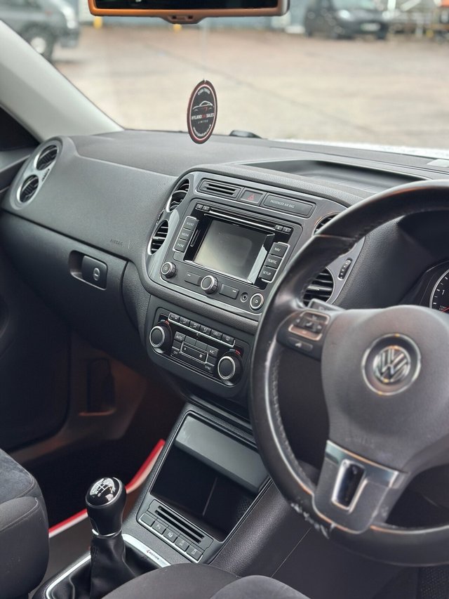 View our VOLKSWAGEN TIGUAN