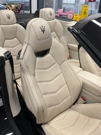 USED 2016 65 MASERATI GRANCABRIO 4.7 V8 Sport Convertible 2dr Petrol MC Shift Euro 5 (460 ps) FULL SERVICE HISTORY + 2 KEYS + EXHAUST BYPASS VALVE + BIANCO LEATHER