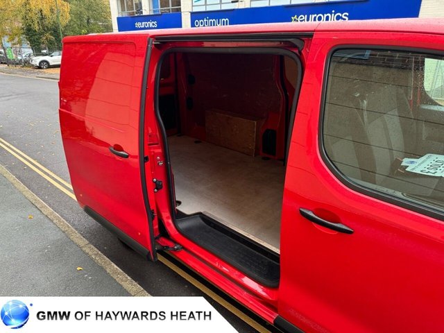 2022 VAUXHALL VIVARO - Photo 10