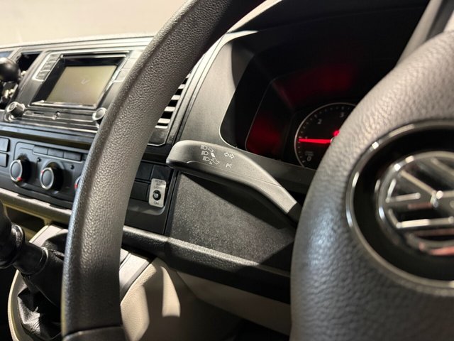 2018 VOLKSWAGEN TRANSPORTER - Photo 11