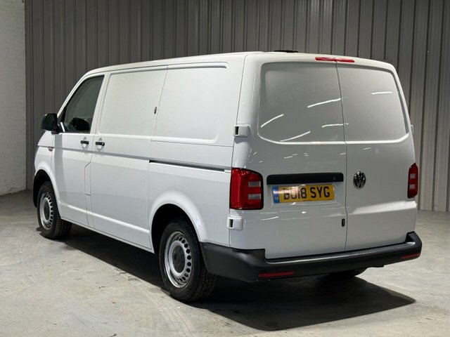 2018 VOLKSWAGEN TRANSPORTER - Photo 2