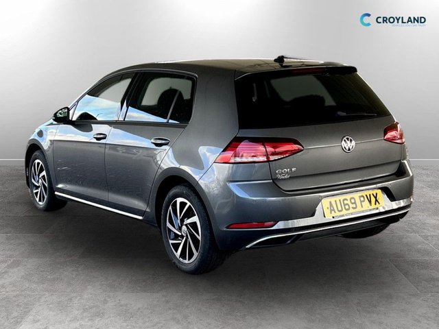 View our VOLKSWAGEN GOLF