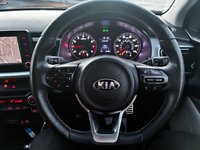 USED 2017 67 KIA STONIC 1.0 T-GDi First Edition SUV 5dr Petrol Manual Euro 6 (s/s) (118 bhp) 2 OWNERS FROM NEW* SERVICE HISTORY* SAT NAV* PARKING SENSORS* REVERSING CAMERA* CRUISE CONTROL* HEATED SEATS / STEERING WHEEL* AUTO START / STOP* TRACTION CONTROL* LANE ASSIST* BLIND SPOT DETECTION* 6 SPEED