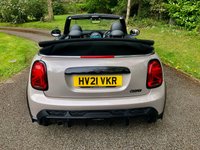 USED 2021 21 MINI CONVERTIBLE 1.5 Cooper Sport Convertible 2dr Petrol Steptronic Euro 6 (s/s) (136 ps) 2 OWNERS FROM NEW WITH ONLY 27,500 MILES AND GOOD SERVICE HISTORY -NEW FRONT BRAKES-Navigation Pack, Mirror Caps in Body Colour, Comfort Pack, Cross Punch Leather - Carbon Black-JCW //REAR PARK SENSORS l Steptronic Euro 6 (s/s) (136 ps) 2 OWNERS FROM NEW WITH ONLY 27,500 MILES AND GOOD SERVICE HISTORY -NEW FRONT BRAKES-Navigation Pack, Mirror Caps in Body Colour, Comfort Pack, Cross Punch Leather - Carbon Black-JCW/HEATED SEATS ////APPLE-PLAY