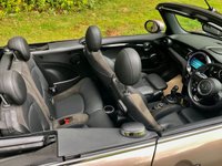 USED 2021 21 MINI CONVERTIBLE 1.5 Cooper Sport Convertible 2dr Petrol Steptronic Euro 6 (s/s) (136 ps) 2 OWNERS FROM NEW WITH ONLY 27,500 MILES AND GOOD SERVICE HISTORY -NEW FRONT BRAKES-Navigation Pack, Mirror Caps in Body Colour, Comfort Pack, Cross Punch Leather - Carbon Black-JCW //REAR PARK SENSORS l Steptronic Euro 6 (s/s) (136 ps) 2 OWNERS FROM NEW WITH ONLY 27,500 MILES AND GOOD SERVICE HISTORY -NEW FRONT BRAKES-Navigation Pack, Mirror Caps in Body Colour, Comfort Pack, Cross Punch Leather - Carbon Black-JCW/HEATED SEATS ////APPLE-PLAY