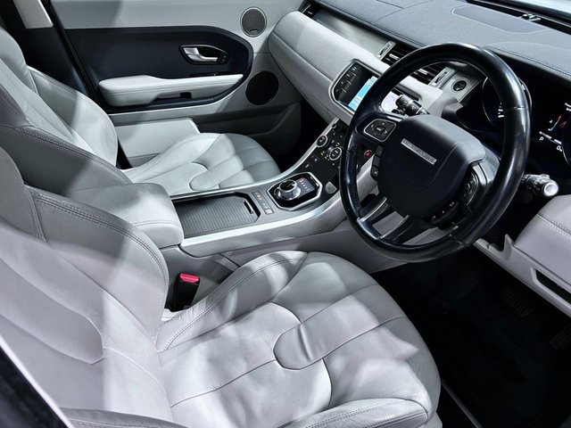 View our LAND ROVER RANGE ROVER EVOQUE