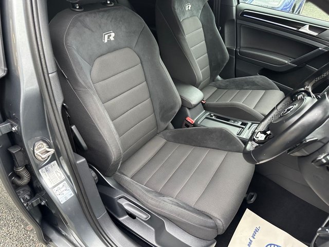 2020 VOLKSWAGEN GOLF 2.0 TSI R Hatchback 5dr Petrol DSG 4Motion Euro 6 (s/s) (300 ps) - Photo 11