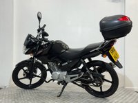 USED 2014 14 YAMAHA YBR 125 TOP BOX - FACELIFT COMES WITH NEW MOT AND WARRANTY