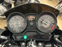 USED 2014 14 YAMAHA YBR 125 TOP BOX - FACELIFT COMES WITH NEW MOT AND WARRANTY