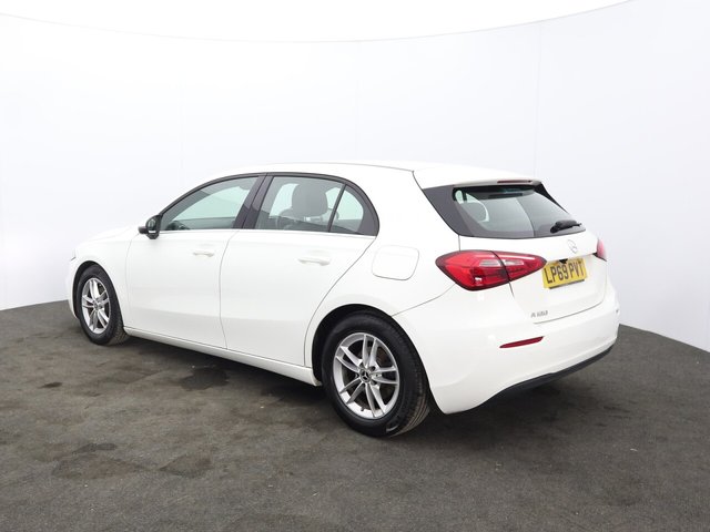 2020 Mercedes-Benz A-Class 1.3L Se 5dr - Photo 8