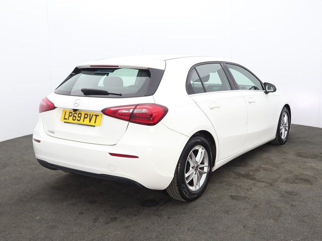 2020 Mercedes-Benz A-Class 1.3L Se 5dr - Photo 10