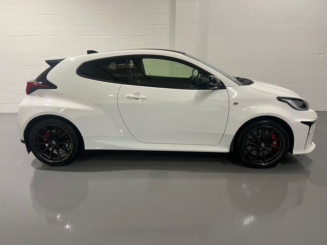 View our TOYOTA YARIS