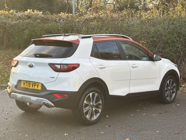 2019 KIA STONIC - Photo 5