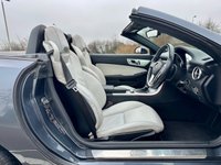 USED 2013 13 MERCEDES-BENZ SLK 2.1 SLK250 CDI BlueEfficiency AMG Sport Convertible 2dr Diesel G-Tronic+ Euro 5 (s/s) (204 ps) LIGHT GREY LEATHER INTERIOR