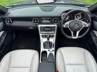 USED 2013 13 MERCEDES-BENZ SLK 2.1 SLK250 CDI BlueEfficiency AMG Sport Convertible 2dr Diesel G-Tronic+ Euro 5 (s/s) (204 ps) LIGHT GREY LEATHER INTERIOR