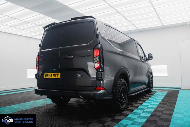2024 Ford Transit Custom - Photo 4