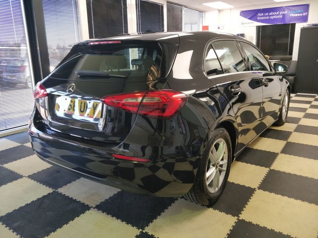 2019 Mercedes-Benz A-CLASS - Photo 3