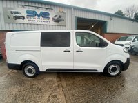USED 2022 22 VAUXHALL VIVARO 2.0 FACTORY 6 SEAT L2 LWB DYNAMIC EURO 6 CREW VAN A/C 44K MILES 