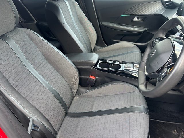 2022 Peugeot 208 1.2L Allure Premium 5dr - Photo 8
