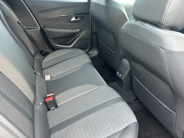 2022 Peugeot 208 1.2L Allure Premium 5dr - Photo 12