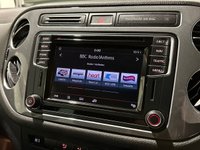 USED 2015 65 VOLKSWAGEN TIGUAN 2.0 TDI BlueMotion Tech Match Edition SUV 5dr Diesel DSG 4WD Euro 6 (s/s) (150 ps) 