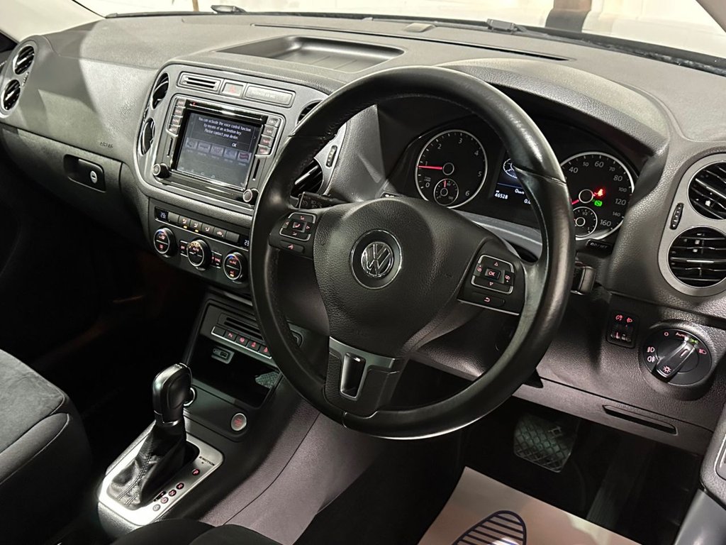 USED 2015 65 VOLKSWAGEN TIGUAN 2.0 TDI BlueMotion Tech Match Edition SUV 5dr Diesel DSG 4WD Euro 6 (s/s) (150 ps) 