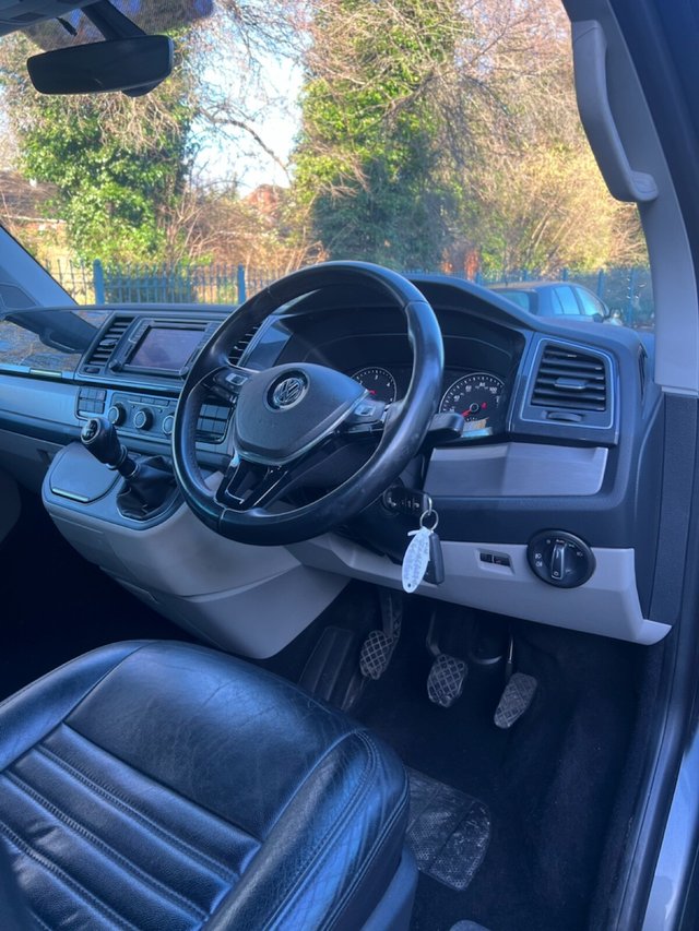 2018 VOLKSWAGEN TRANSPORTER 2.0 BiTDI T30 BlueMotion Tech Highline Kombi Double Cab 5dr Diesel Manual 4Motion SWB Euro 6 (s/s) (204 ps) 4WD - Photo 10