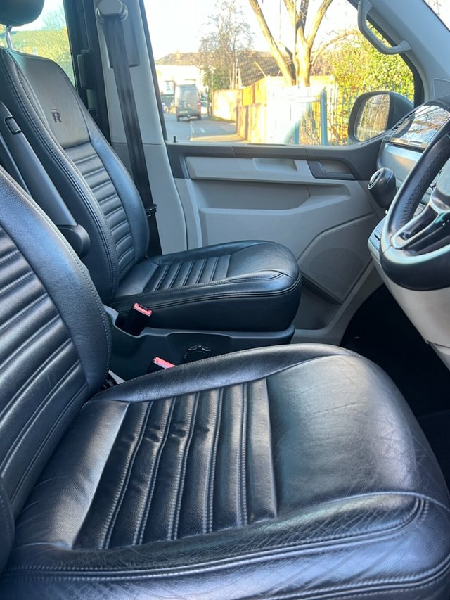 2018 VOLKSWAGEN TRANSPORTER 2.0 BiTDI T30 BlueMotion Tech Highline Kombi Double Cab 5dr Diesel Manual 4Motion SWB Euro 6 (s/s) (204 ps) 4WD - Photo 12