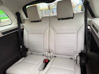 USED 2017 17 LAND ROVER DISCOVERY 3.0 TD V6 HSE SUV 5dr Diesel Auto 4WD Euro 6 (s/s) (258 ps) 