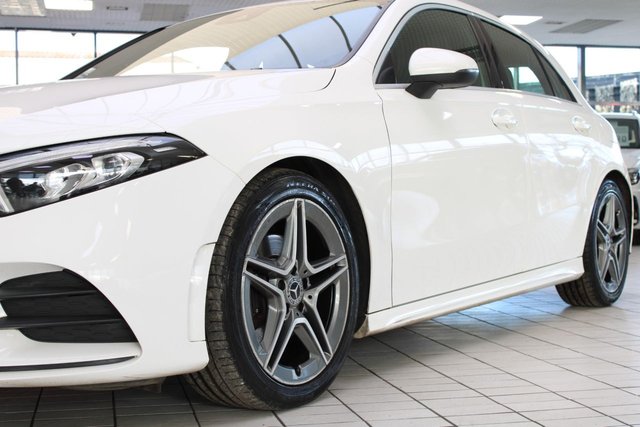 2018 MERCEDES-BENZ A-CLASS 1.5 A180d AMG Line Hatchback 5dr Diesel 7G-DCT Euro 6 (s/s) (116 ps) - Photo 6