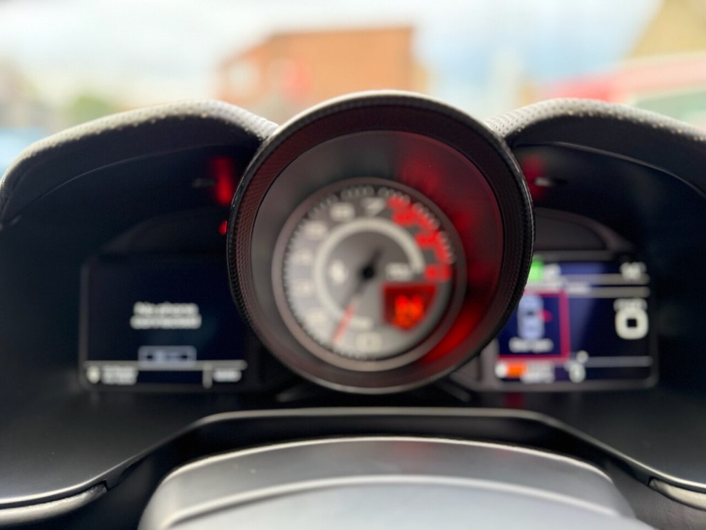 USED 2019 07 FERRARI PORTOFINO 3.8T V8 Convertible 2dr Petrol F1 DCT Euro 6 (s/s) (600 ps) 2 YEARS FERRARI SERVICING