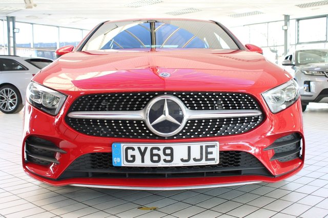 2019 MERCEDES-BENZ A-CLASS 1.3 A180 AMG Line (Premium) Hatchback 5dr Petrol Manual Euro 6 (s/s) (136 ps) - Photo 8