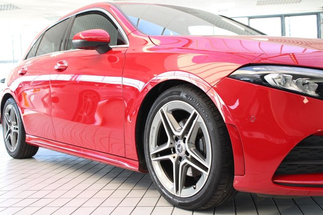 2019 MERCEDES-BENZ A-CLASS 1.3 A180 AMG Line (Premium) Hatchback 5dr Petrol Manual Euro 6 (s/s) (136 ps) - Photo 10