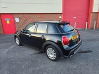 USED 2021 71 MINI HATCH 1.5 One Classic Euro 6 (s/s) 5dr JUST SERVICED