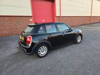 USED 2021 71 MINI HATCH 1.5 One Classic Euro 6 (s/s) 5dr JUST SERVICED