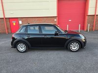 USED 2021 71 MINI HATCH 1.5 One Classic Euro 6 (s/s) 5dr JUST SERVICED