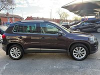 USED 2013 A VOLKSWAGEN TIGUAN 2.0 TDI BlueMotion Tech SE SUV 5dr Diesel DSG 4WD Euro 5 (s/s) (140 ps) HEATED FRONT SEATS, PARKING SENSORS